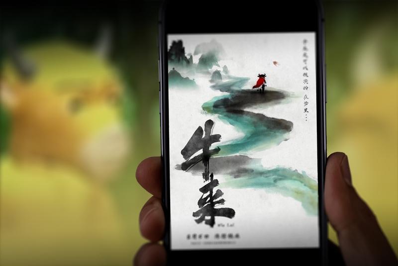 很多人一开始都是抱着看热闹、猎奇吐槽的心态走进影院，看完却突然懂了它爆火的根本原