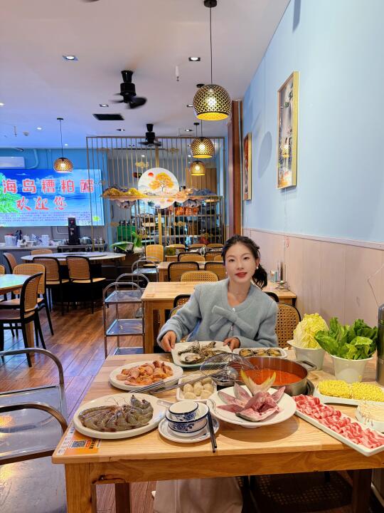 为了这口纯正糟粕醋火锅，飞✈️了趟海口！