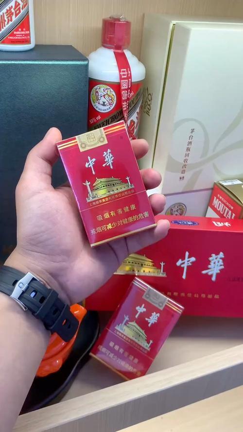 和邻居一位大爷聊天，他谈起自己的前半生，感慨活得憋屈。他在体制内工作，既没入党，