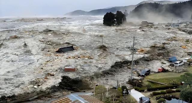 日本 万一“沉海”了，1.26亿日本人会去哪？联合国早已给出了答案
最近外界讨论