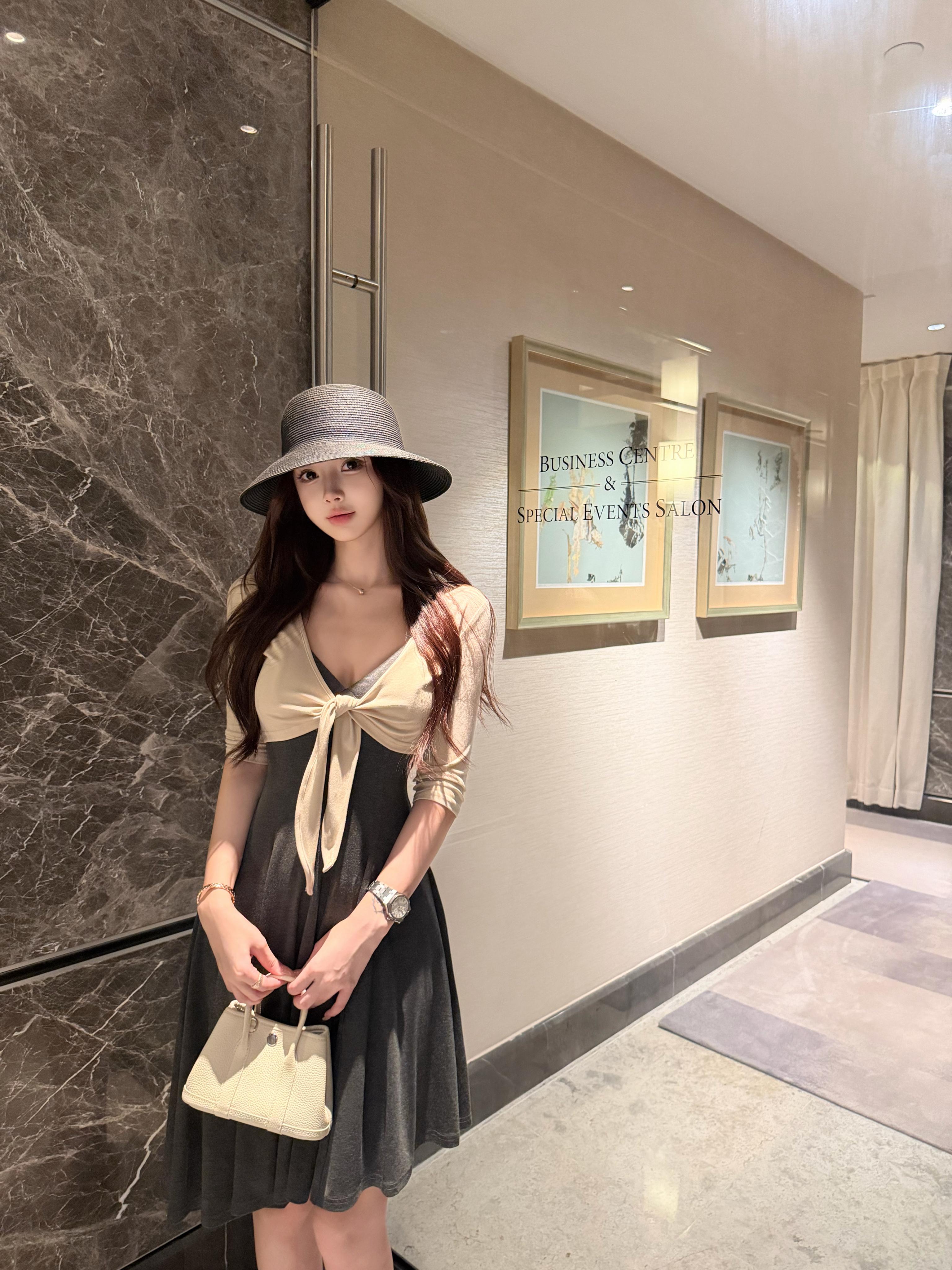 温柔是选择 锋利是底色。