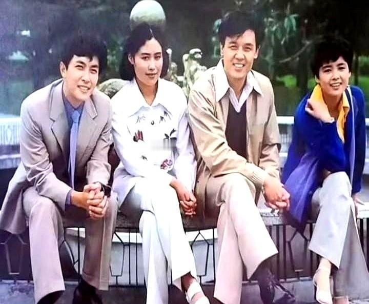 现在的演员别再吹“敬业”了！看看当年的老艺术家，那才叫把命揉进戏里啊！

现在网