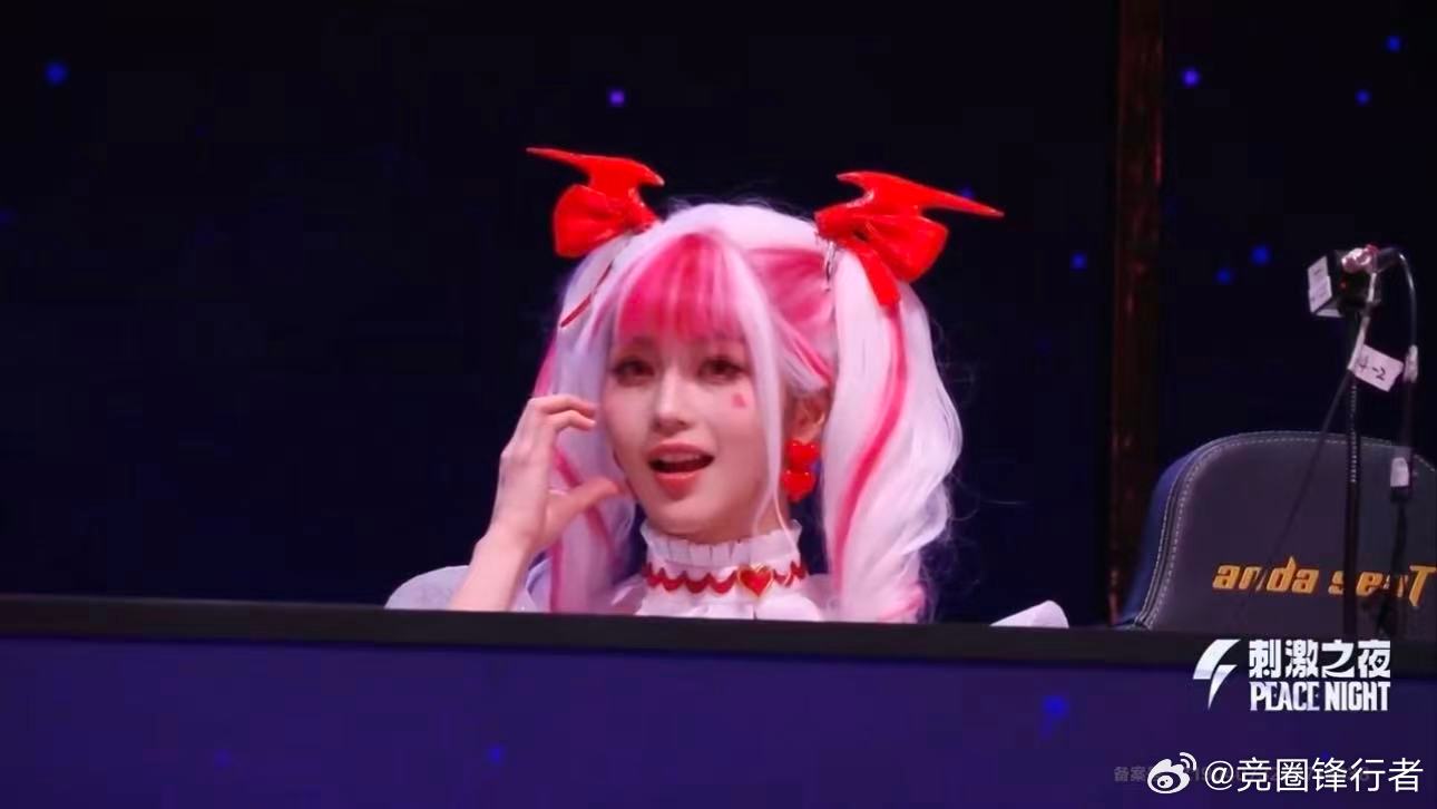 刺激之夜全是有效镜头刺激之夜明星枪神表演赛不管是舞台唱秀还是海岛枪神对决，镜头精