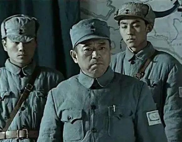啥，输给日本队七个球，给中国体育丢脸，啥国足，咱看就是裹足，小脚女人，国足不前，