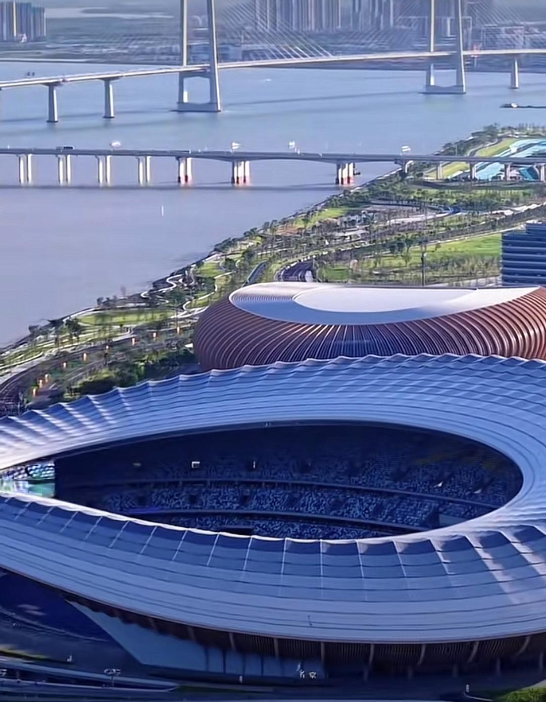 15届运动会开幕式不放到南沙大湾区体育中心这里，有点可怜南沙了。本来南沙区这次可