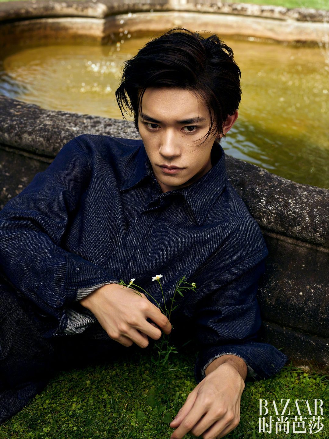 易烊千玺眼睛怎么了 ​​​