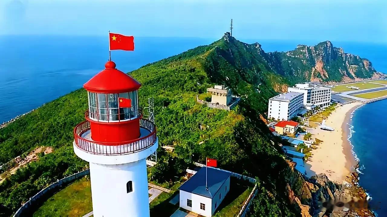 今日看到一友友为“钓鱼岛”未来发展进行的设计图，真的太美了，想象力非常丰富，如果