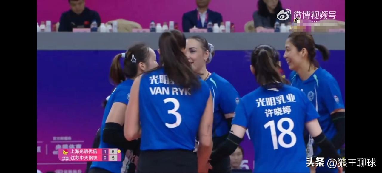 【上海女排13记Ace冲垮江苏女排一传体系明细☄️】

范赖克 ➠ 5个，20分