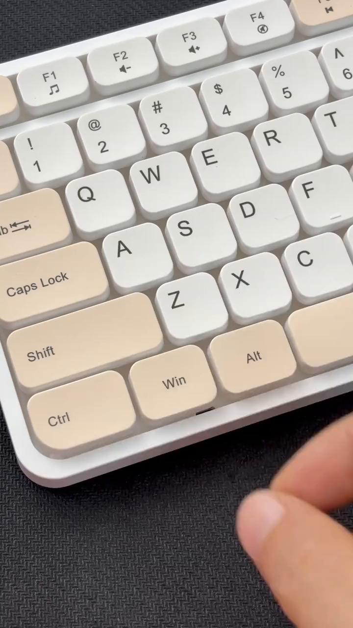 文员面试必会快捷键。
·Ctrl+D一秒向下填充。
·Ctrl+R一秒向右填充。