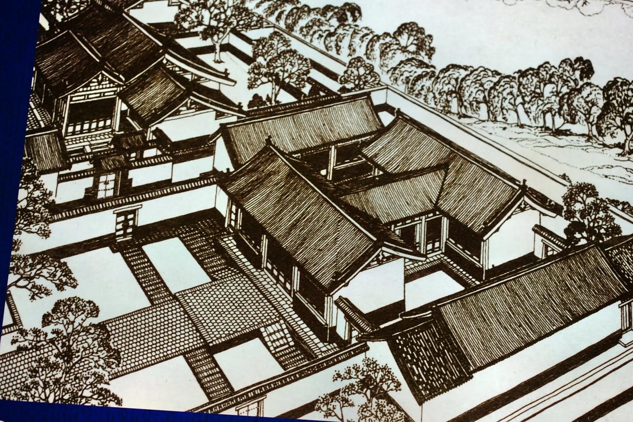 老北京的街巷与胡同
元大都的道路系统正南正北，经纬分明，街巷胡同端直，奠定了古都