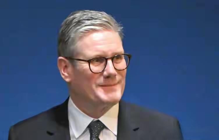 英国首相：乌克兰谈判将于11月23日在日内瓦举行，美乌欧代表参加。

英国首相基