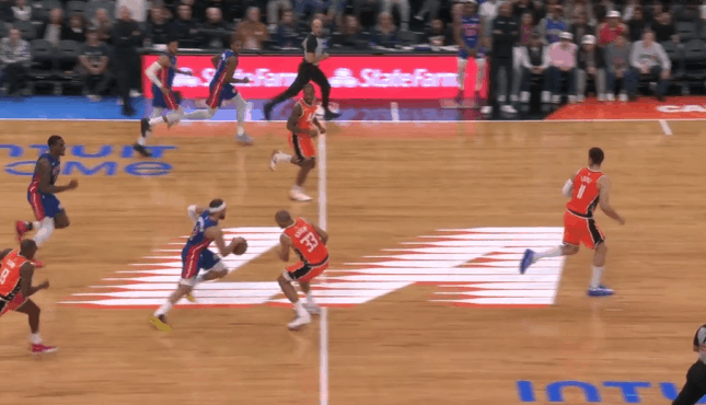 逐帧拆解：生涯新高55分之外，伦纳德在防守端表现同样不可忽视图1退防过程中不断观