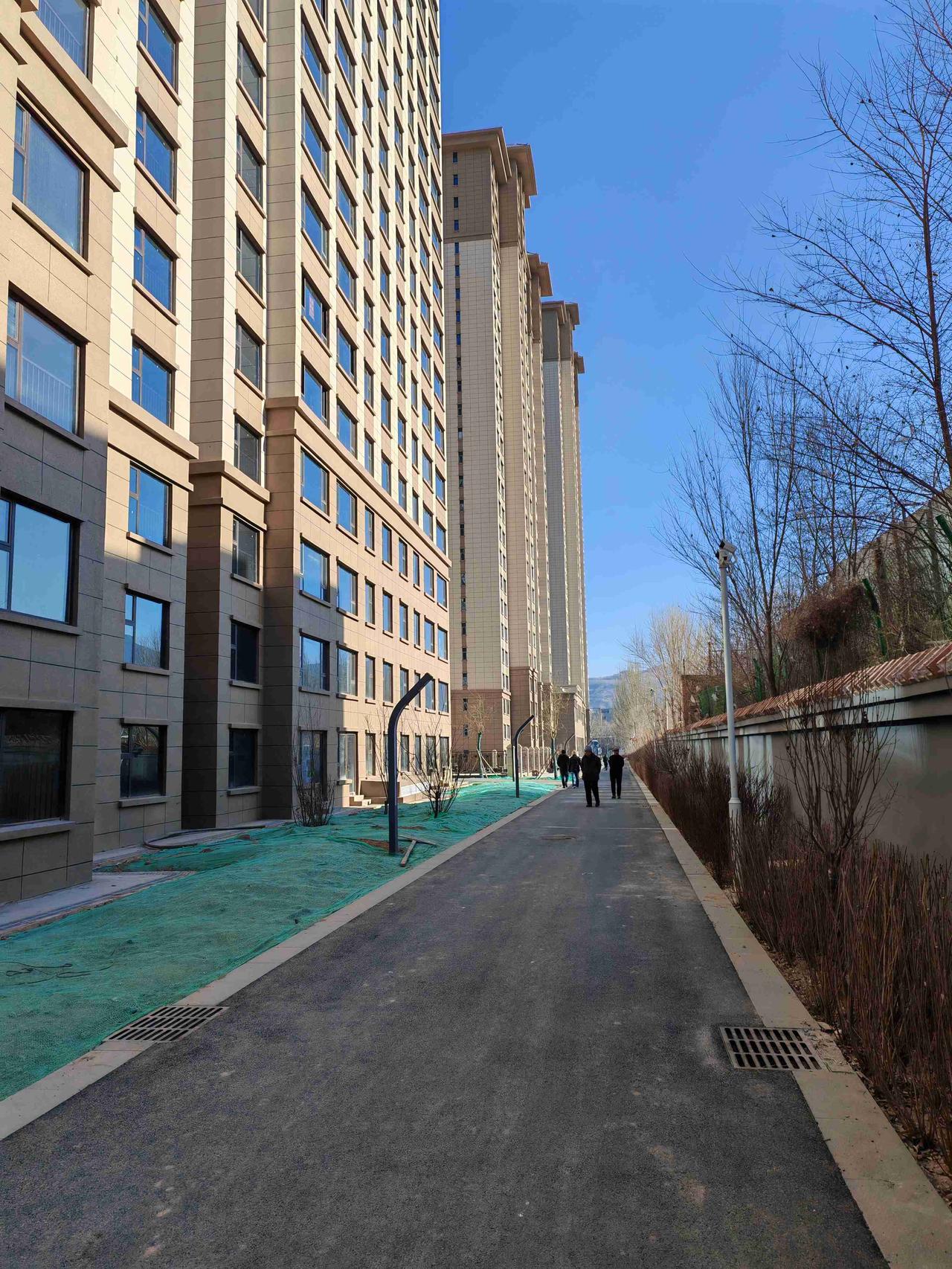 我的今日状态：😁轻松愉快
我这里的天气：☀️晴天
要是我们这里的天气情况真的是