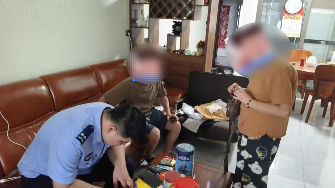 【警惕新骗局！“百万保障”扣费？假的，别转账⚠️】

近期，一种冒充“拼多多官方