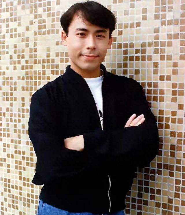 演尽港式鬼神故事，62岁雷宇扬落幕，临终牵挂小21岁妻子
