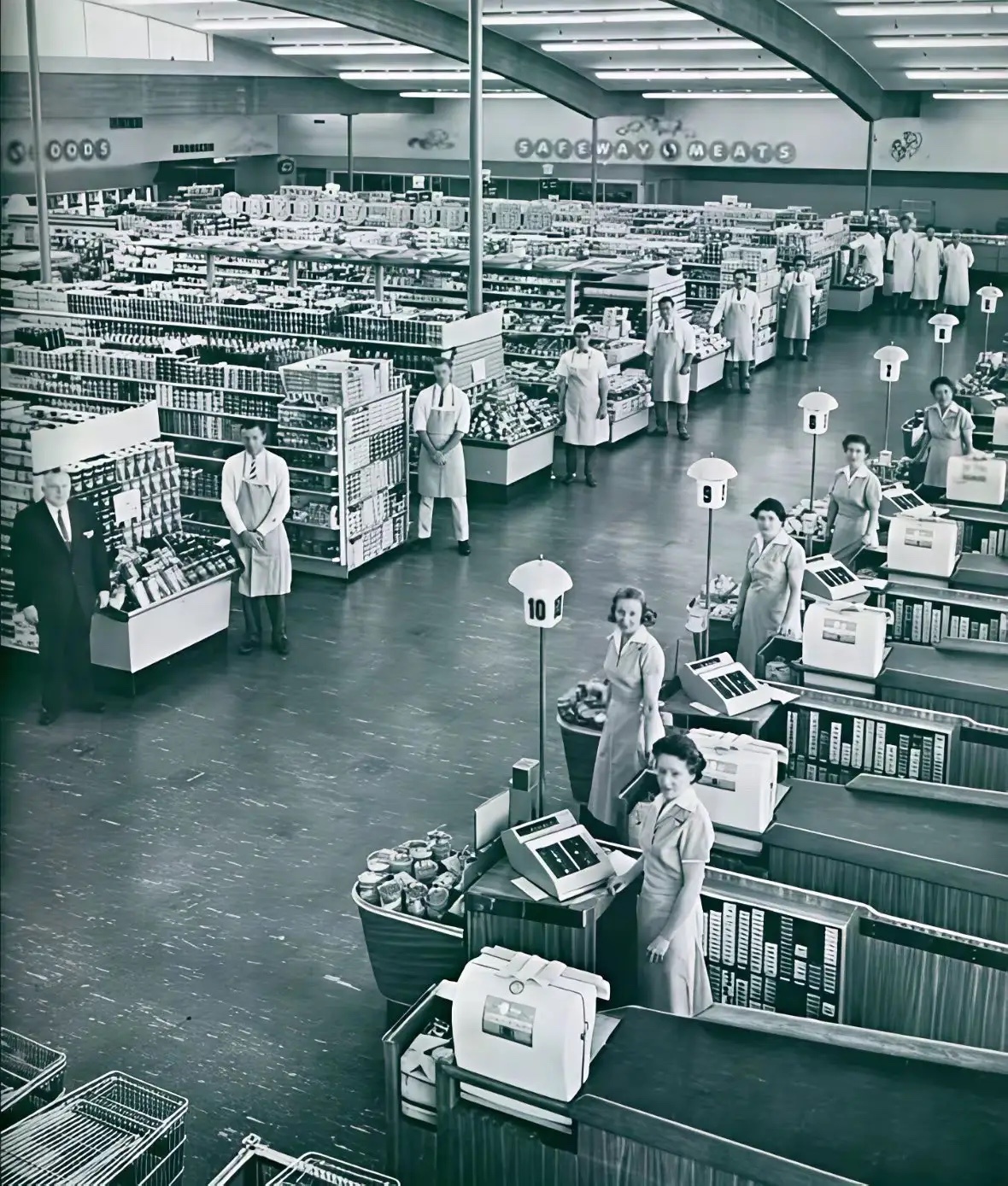 不敢想象这是1962年的美国超市。 ​​​
