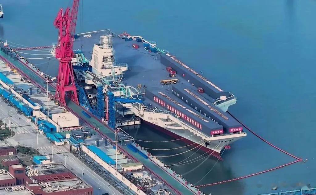 没有机会了，原本希望，福建舰会在2023年海试，可是现在距离2023年结束还有几