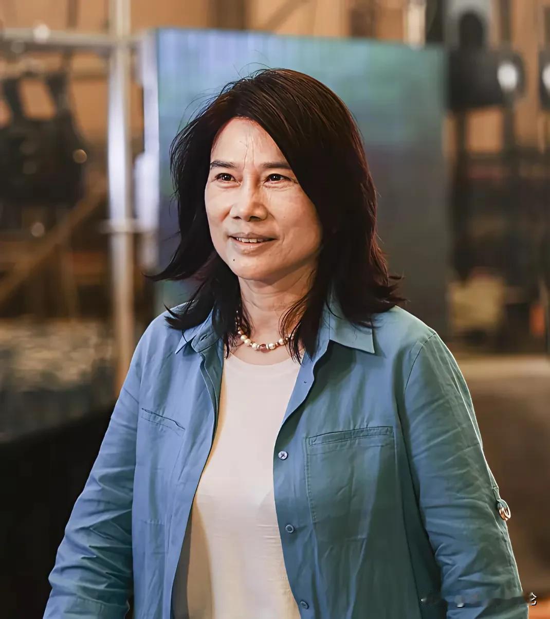 董明珠还在，那些曾经骂董明珠的人和媒体却沉默了。

当董明珠说“格力不敢用留学生