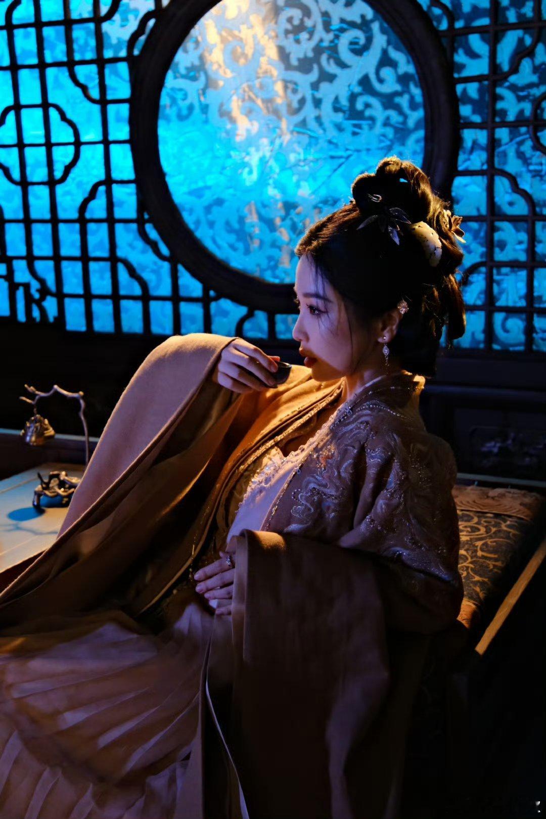 虞书欣云初令 ｜虞书欣云初 