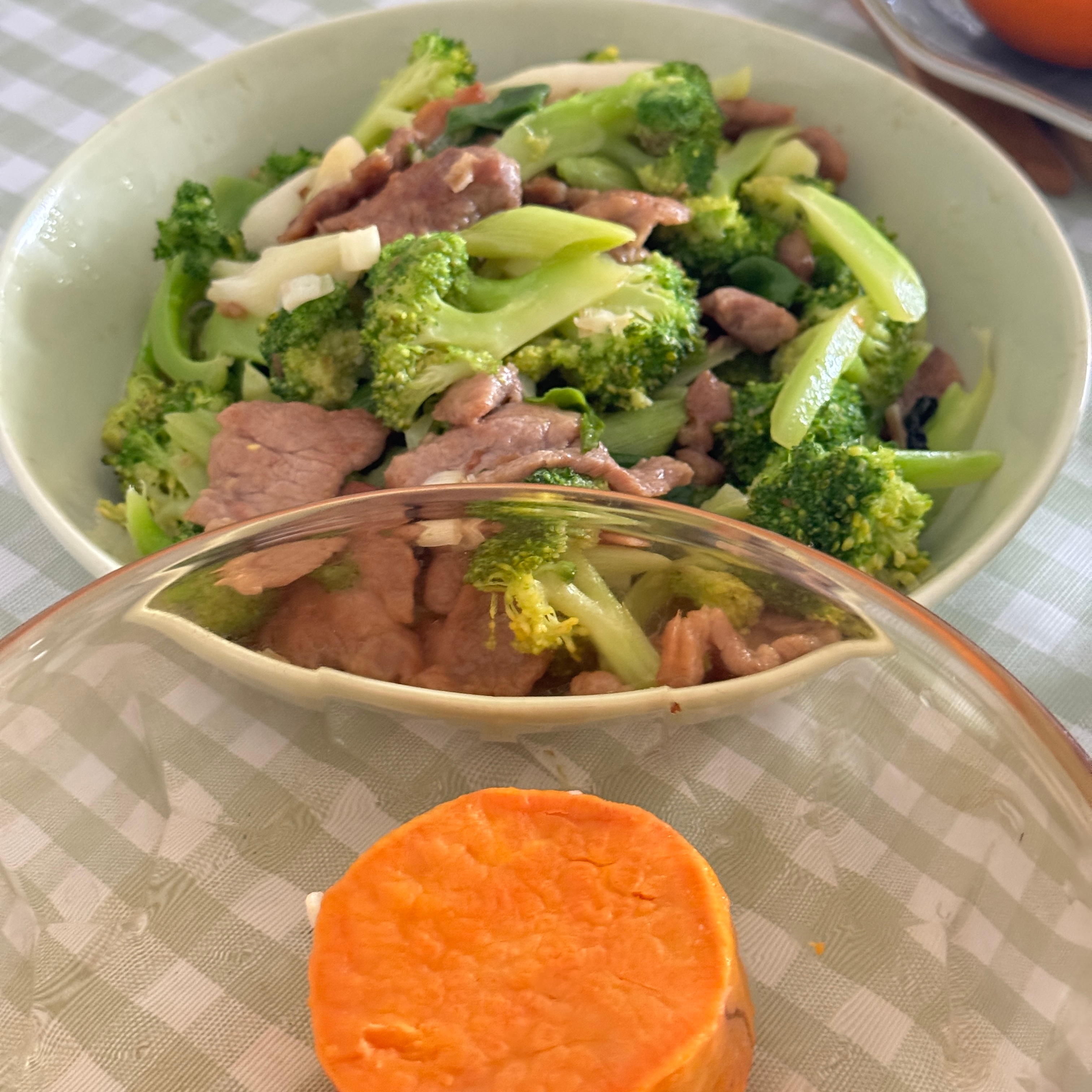 谁喜欢吃花菜🥦（饿了一整天 终于是吃上饭了