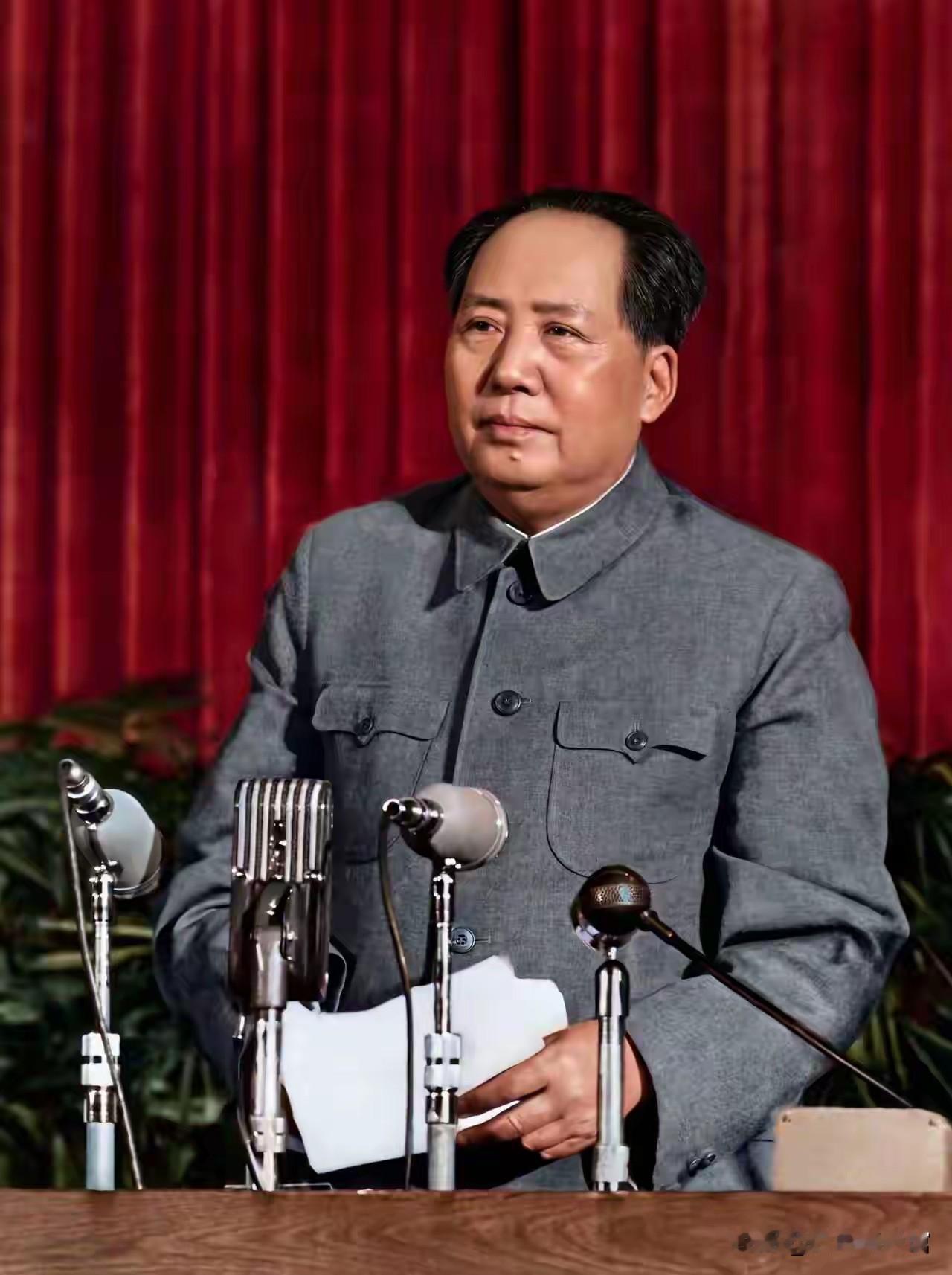 雄关漫道真如铁，而今迈步从头越。
出自《忆秦娥·娄山关》，代表不惧艰难、重整出发