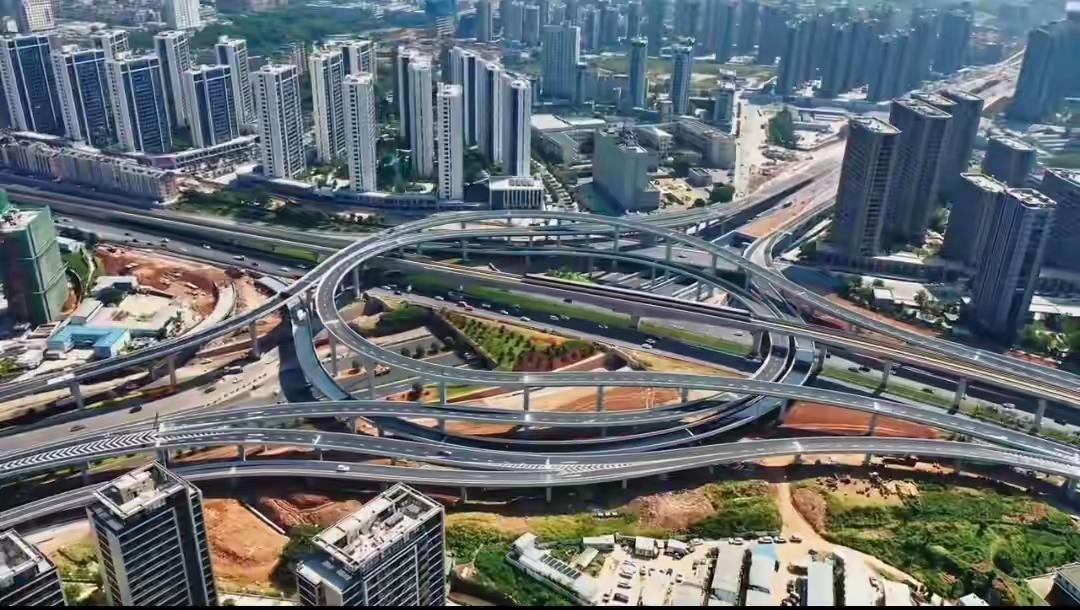 五年前的义工地，知道这个是时候的变化多快了吧！这个是当时义乌机场大道快速路的控制