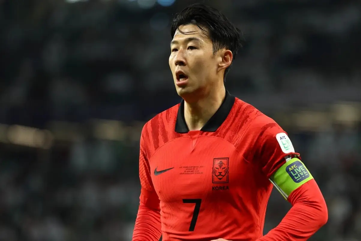 世界杯 一夜之后韩国球迷瞬间不淡定了 昨天他们前往淘汰赛的概率还有90% 而今天