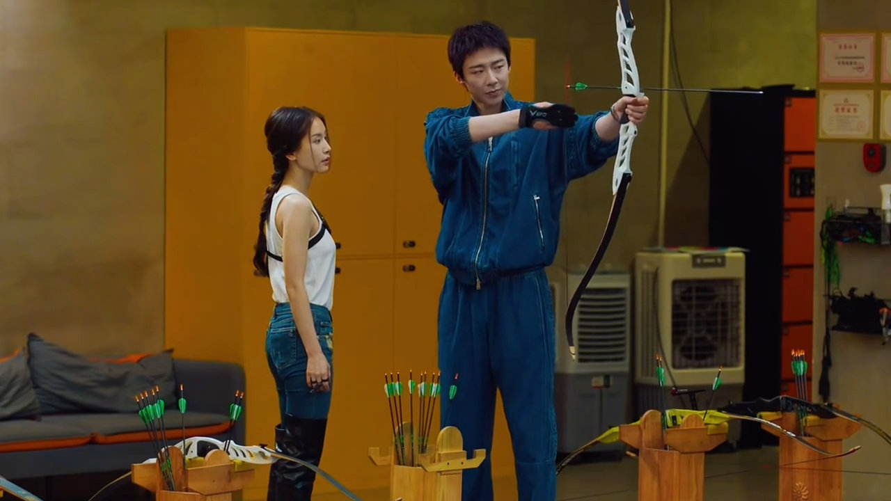 刘宇宁寸头利落眼神清澈刘宇宁妥妥的男大刘宇宁满36减18，《玫瑰丛生》这个寸头造