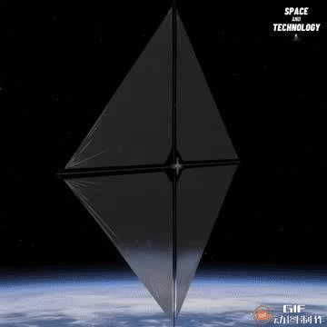 美国航空航天局(NASA)发射了一艘机载零燃料的航天器。它依靠阳光航行。 光子撞