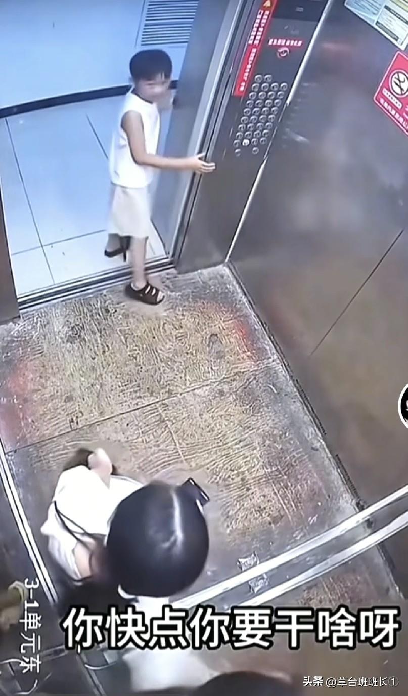 济南买房记。小小的一部电梯，也折射了不少人在教育孩子上的问题。
前两天去宜家，看
