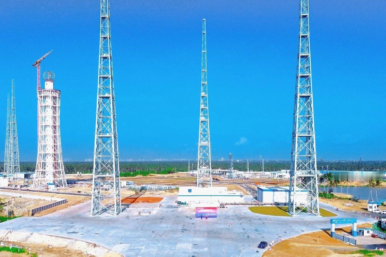 近日，由中建五局承建的海南商业航天发射场（二期）发射区3号工位项目土建工作顺利完