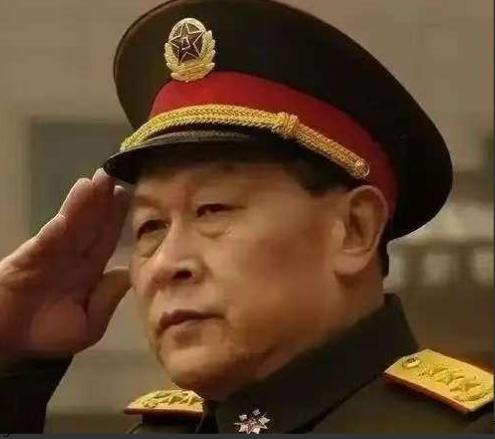 梁老部长的那些话听着确实硬气，但要是细琢磨，里面全是实打实的军事门道。这不是在叫