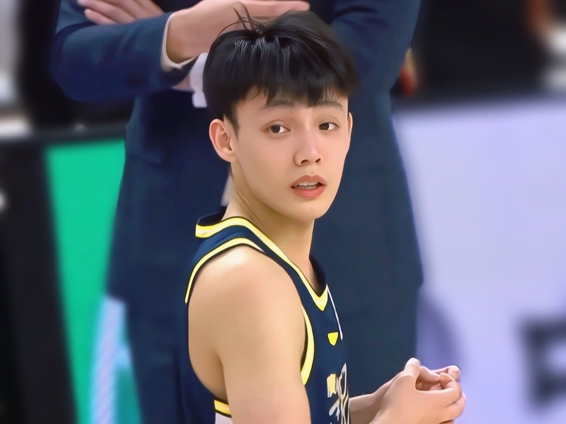 恭喜广东男篮安全落地，山西男篮的迪亚洛真恐怖，确定是职业球员？？？发霉的葡萄，一