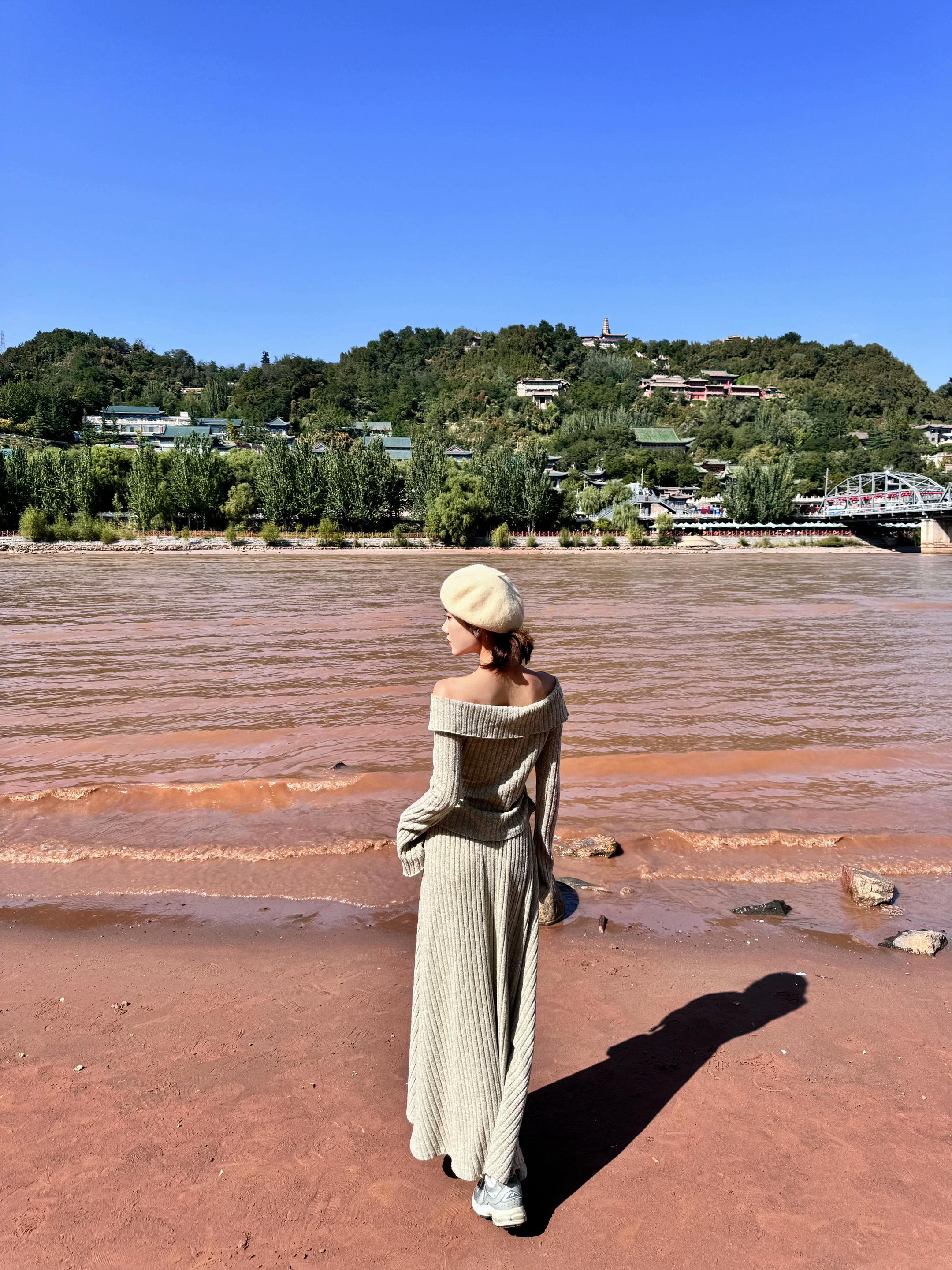 甘肃 兰州：一条河，一座桥，一碗面！