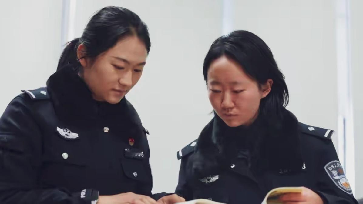 🔥又美又飒！昆明00后女警办案队，3个月破案30余起。昆明西山公安00后女警办