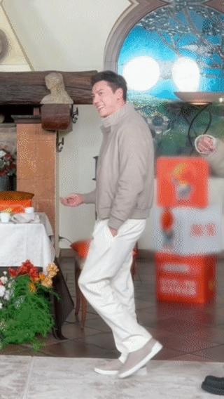 陈伟霆输了粤语但跳舞通杀现在就出发 虽然陈伟霆的粤语不完美，但他的舞蹈绝对能打！