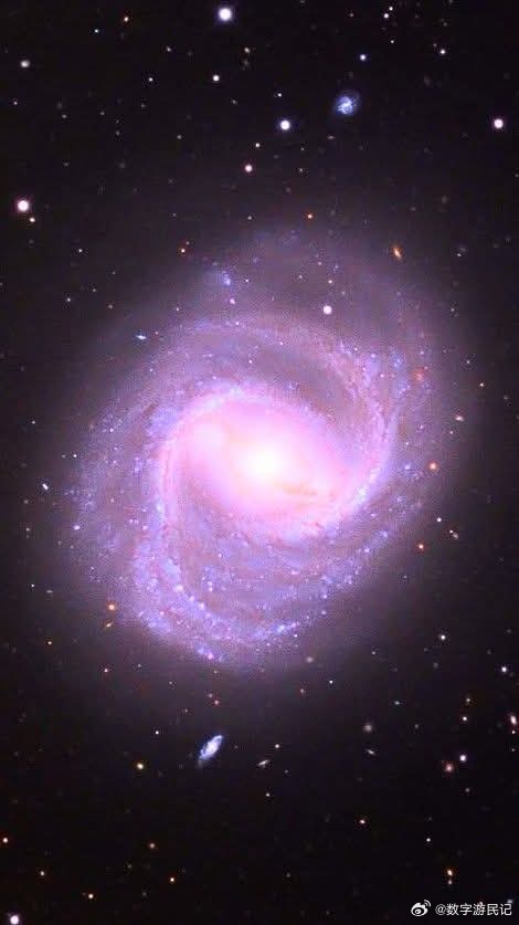 梅西耶91：室女座星系团中的宇宙杰作  想象一座雄伟的棒旋星系，像一个巨大的天体