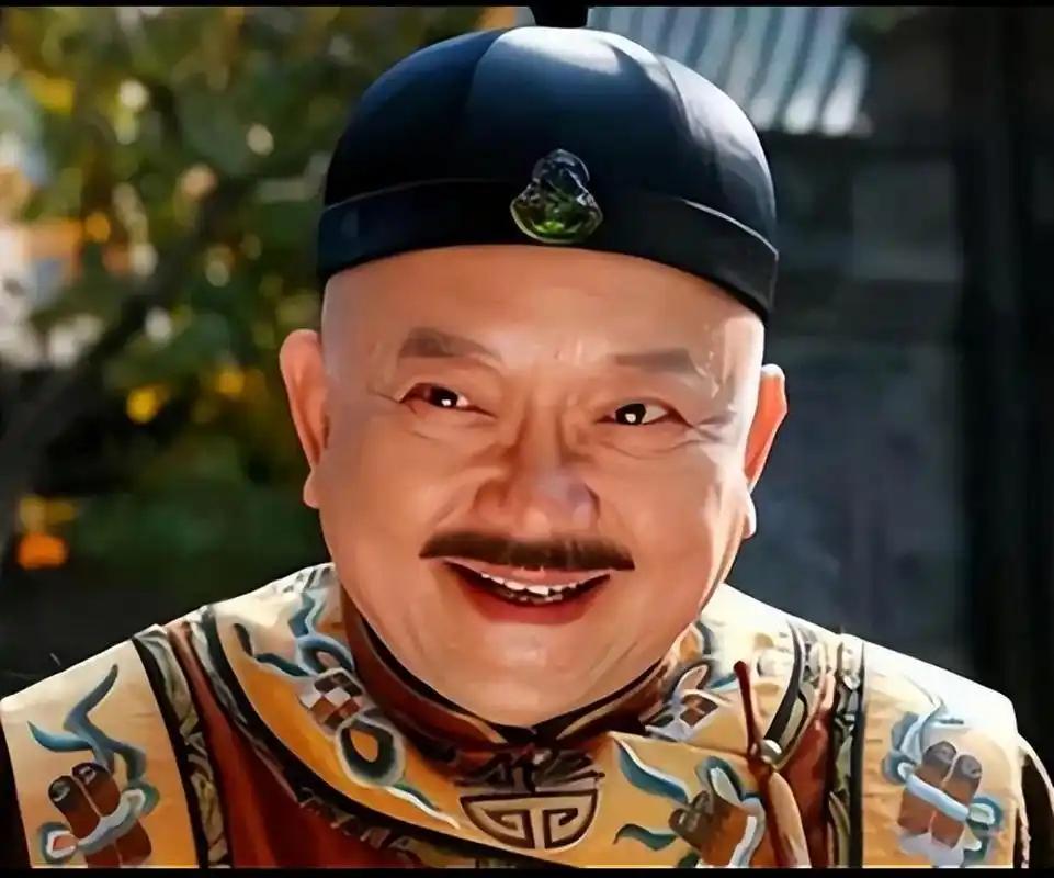 和珅是清朝第一贪官？他的才华远超你的想象，乾隆离不开他根本不是因为贪

提起和珅
