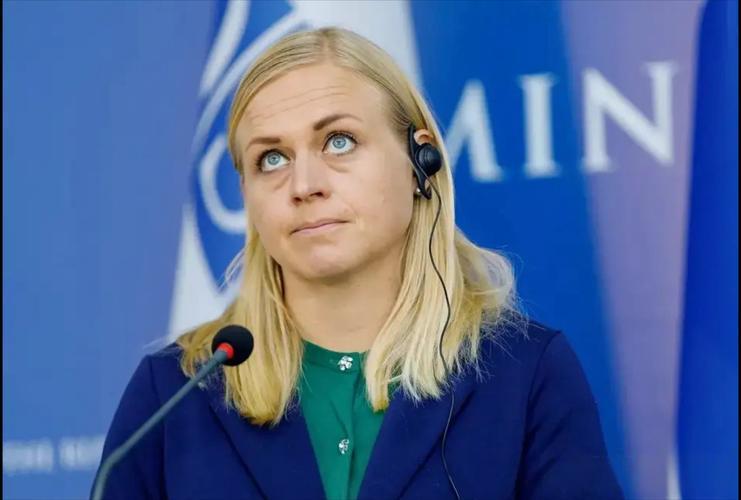 芬兰女外长发表极端对华言论，公然逼中国二选一！中方硬气回应！
 
4月22日，芬