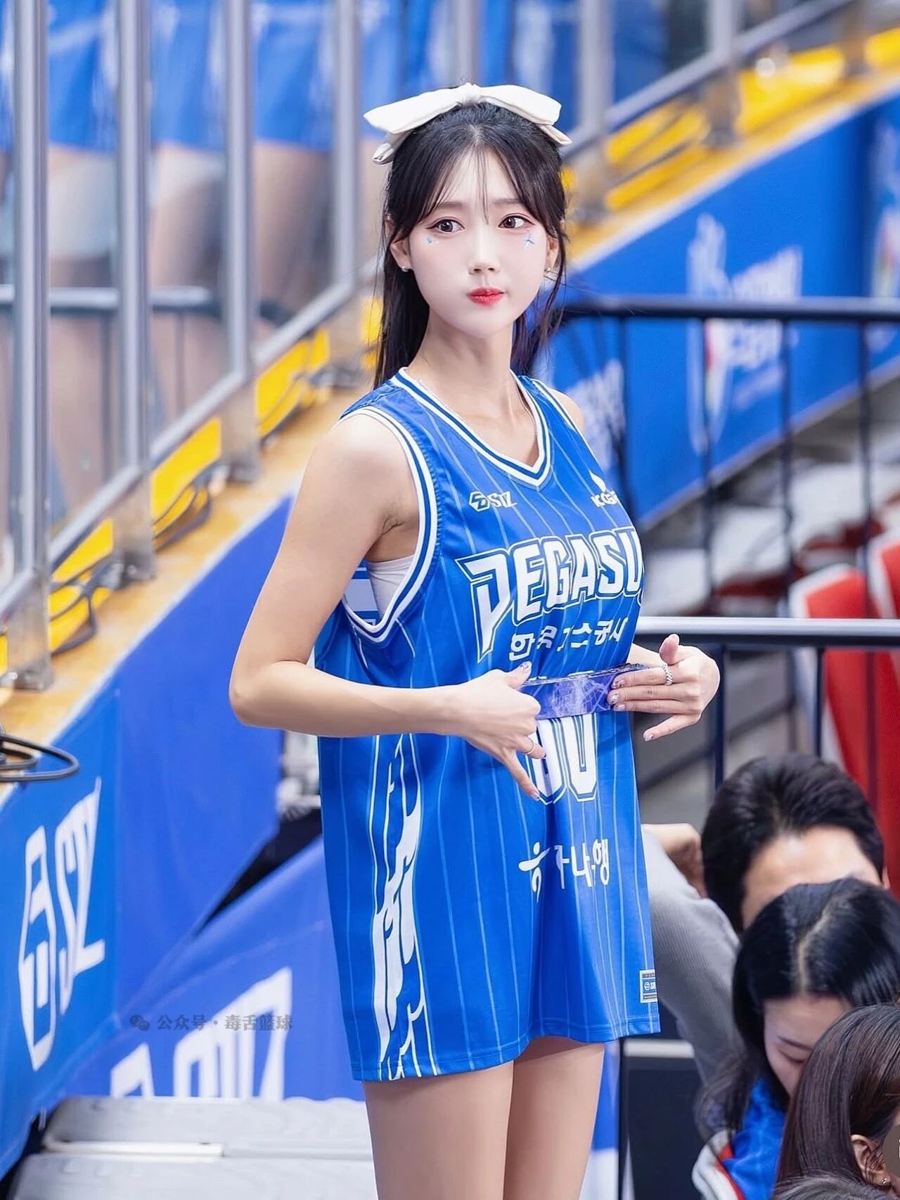 篮天下穿球衣的女孩 这个不骗你，我是真喜欢！ 孙颖莎vs王曼昱