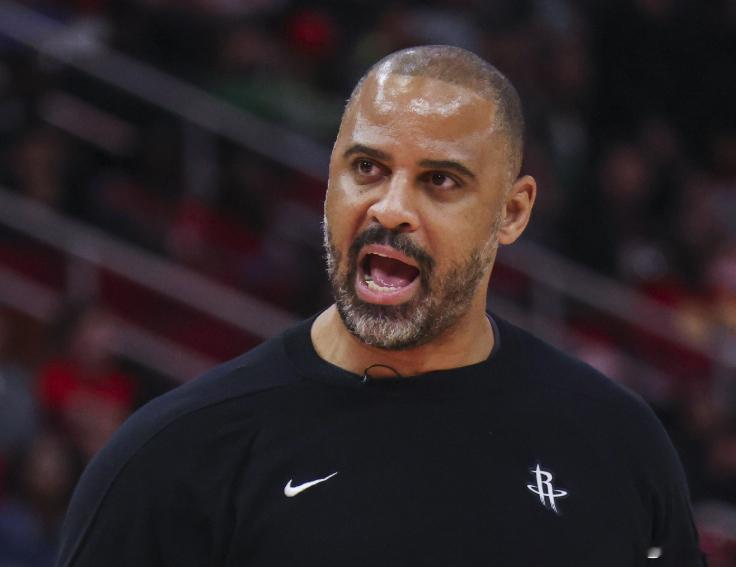 NBA季后赛首轮G3，火箭加时108-112不敌湖人，大比分0-3落后。赛后，火