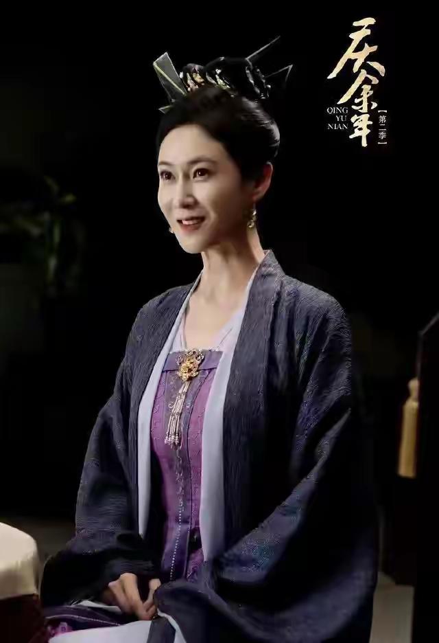 《庆余年》柳姨娘：国公千金甘愿做妾，多年不扶正藏着庆帝最深制衡算计
 
先厘清原