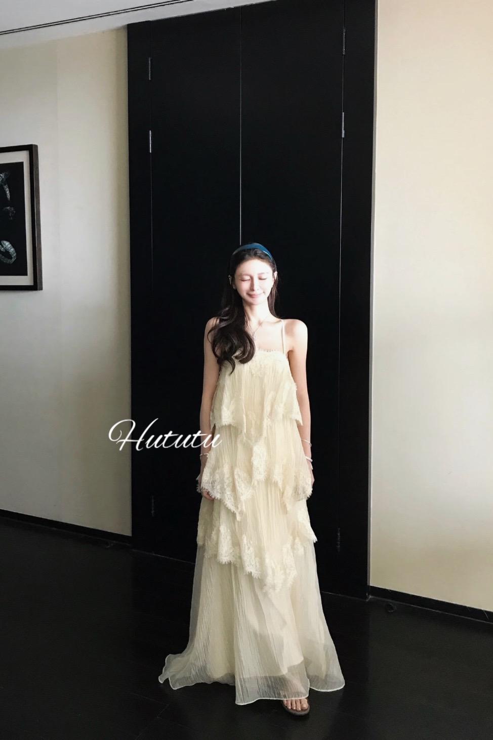终于要上这个裙了！不容易。绝美仙女蕾丝裙杀疯了 蕾丝叠着粉纱 温柔俏皮...