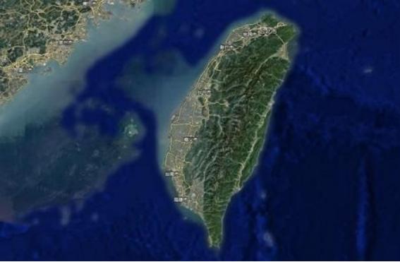 台湾问题这样解决最好！ 第一，宣布台军转民！第二，宣布解放军进驻台湾！第三，宣布