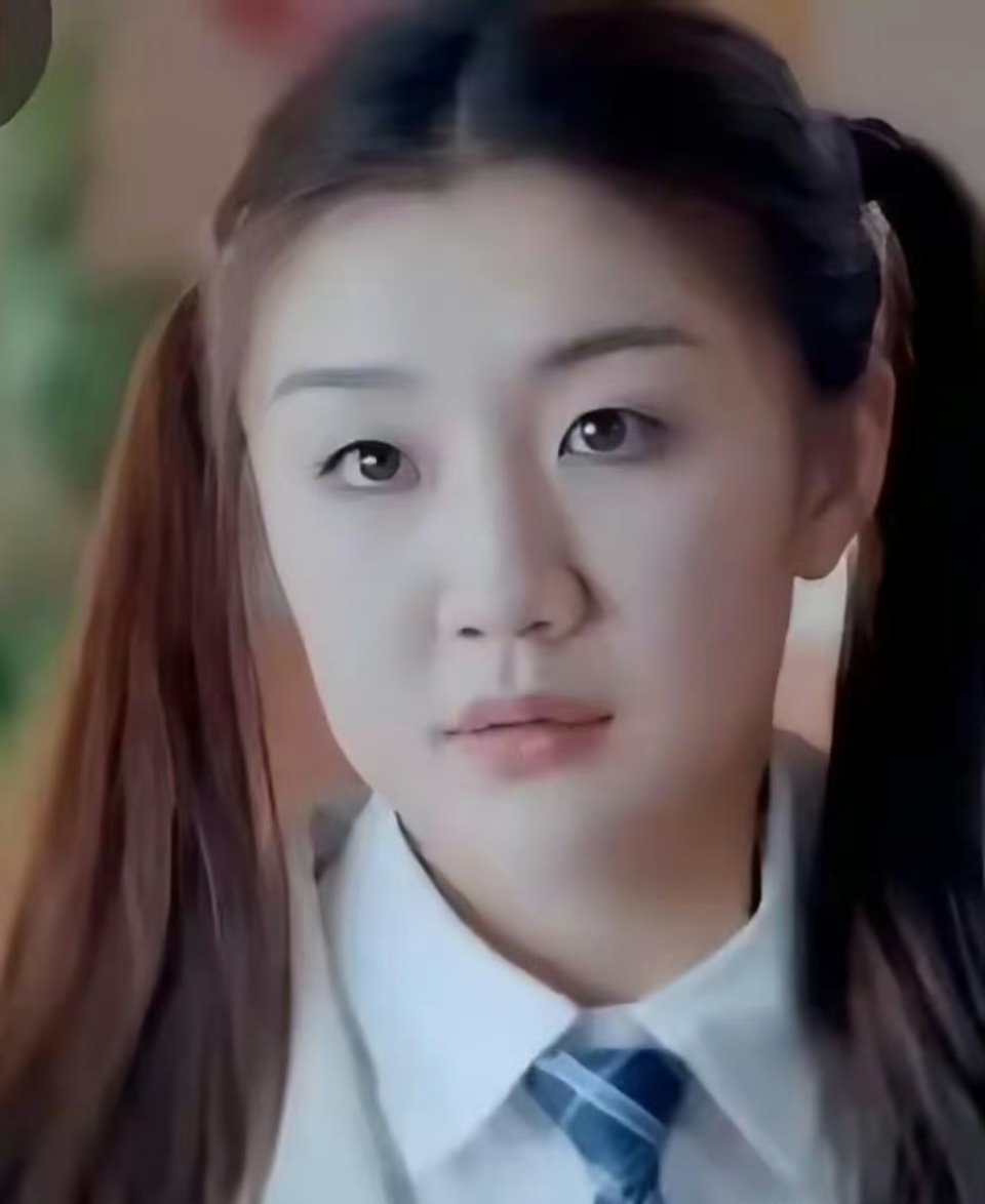 哇！陈梦真的踏入娱乐圈，开始演戏啦！她演的短剧青春校园偶像剧，女主角林玥玥，配音