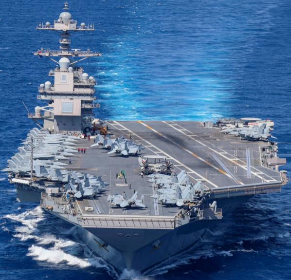 美国航母成了世界笑话！
谁都没想到，逼疯美国“福特号”航母上4600名水兵的不是