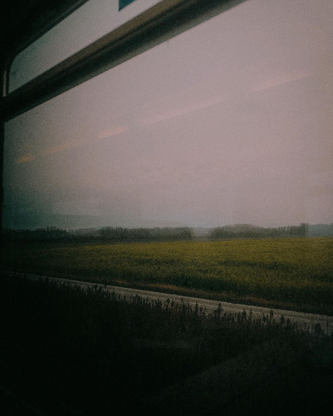 风际纸鸢那解久，闲听天籁静看云。#堆颜摄影# ​​​