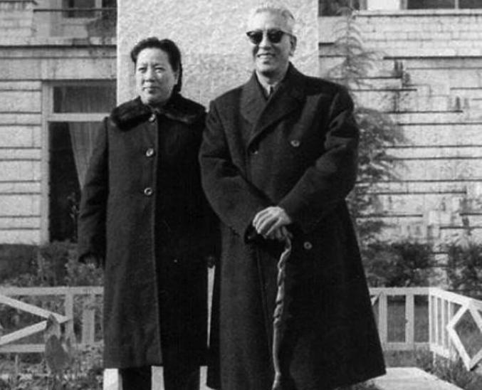 1969年耿飚写信向中央反映敏感问题，李先念看后语带惊叹地说，你胆子可真不小呀！