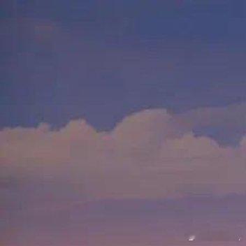 今天天气很好，很想和你晒晒太阳、聊聊天 