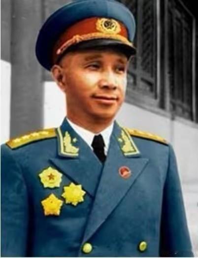 1962年崇明岛一幕！粟裕视察连午饭都不吃，陶勇巧设一局，尽显将帅温情
 
19